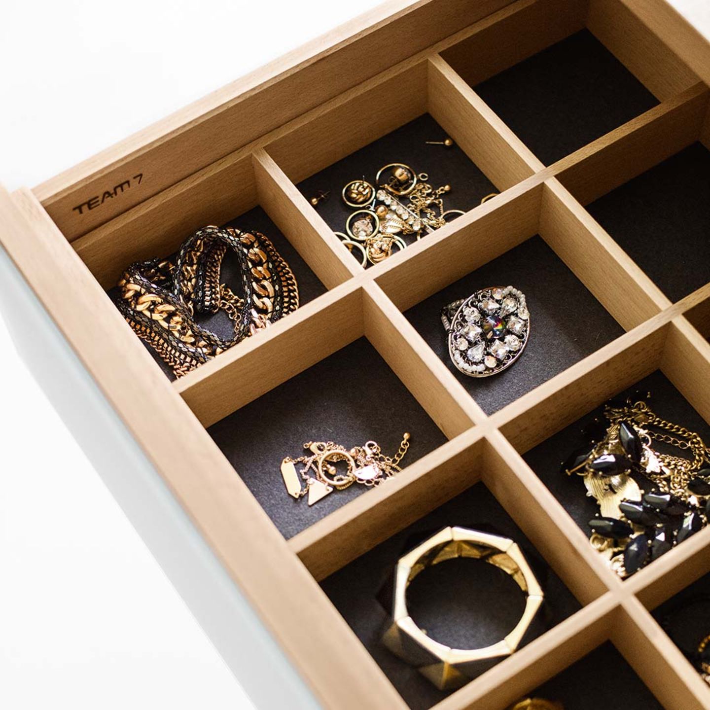 Beimöbel lunetto mit Ladeneinteilung für Schmuck 