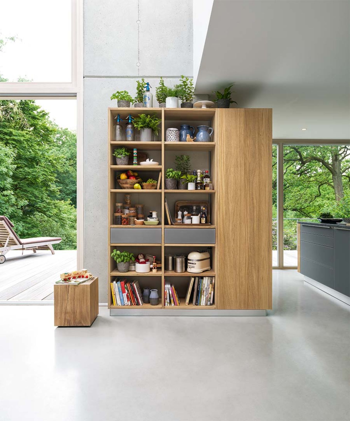 cubus wooden shelf in oak