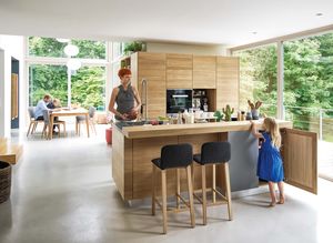 Cuisine en bois massif linee avec tabouret de bar ark