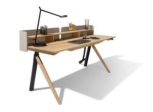 pisa desk with top unit in fabric and a lamp