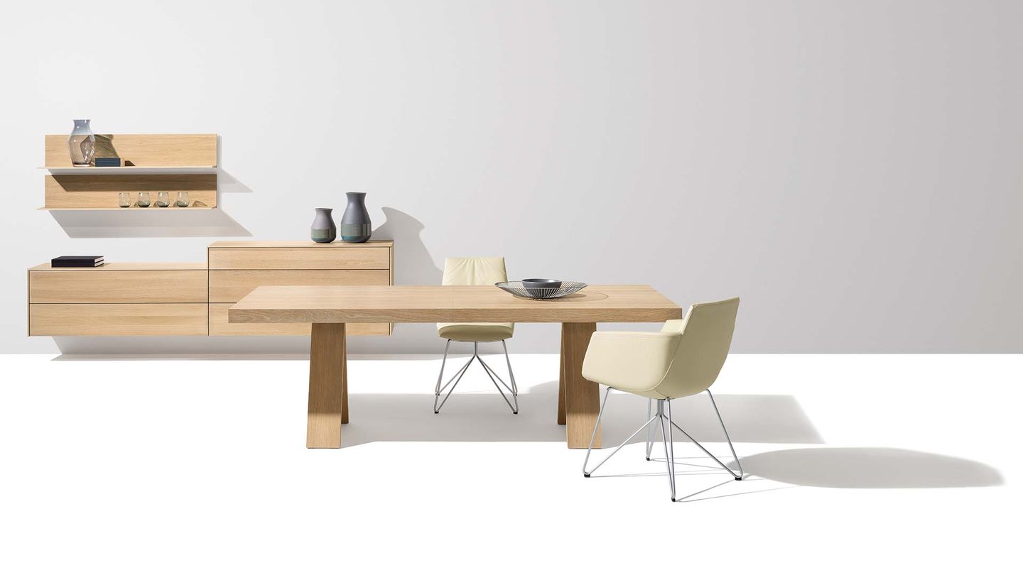 tema extendable table with A-frame base made of oak white oil by TEAM 7 