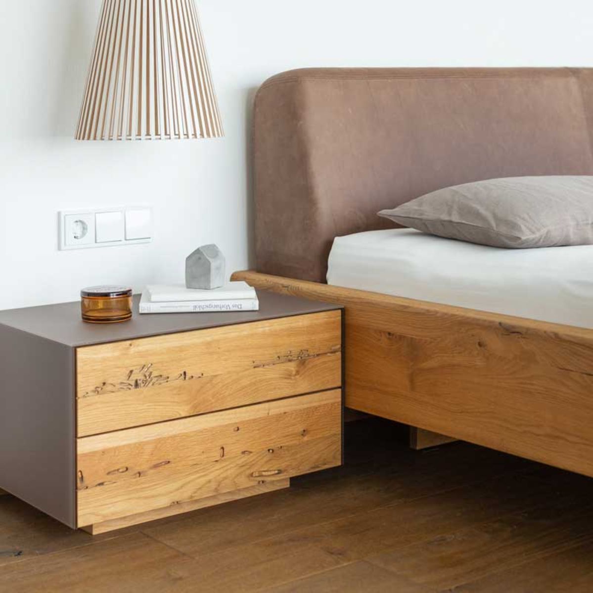 nox Bett mit cubus pure Nachtkästchen von TEAM 7 Linz
