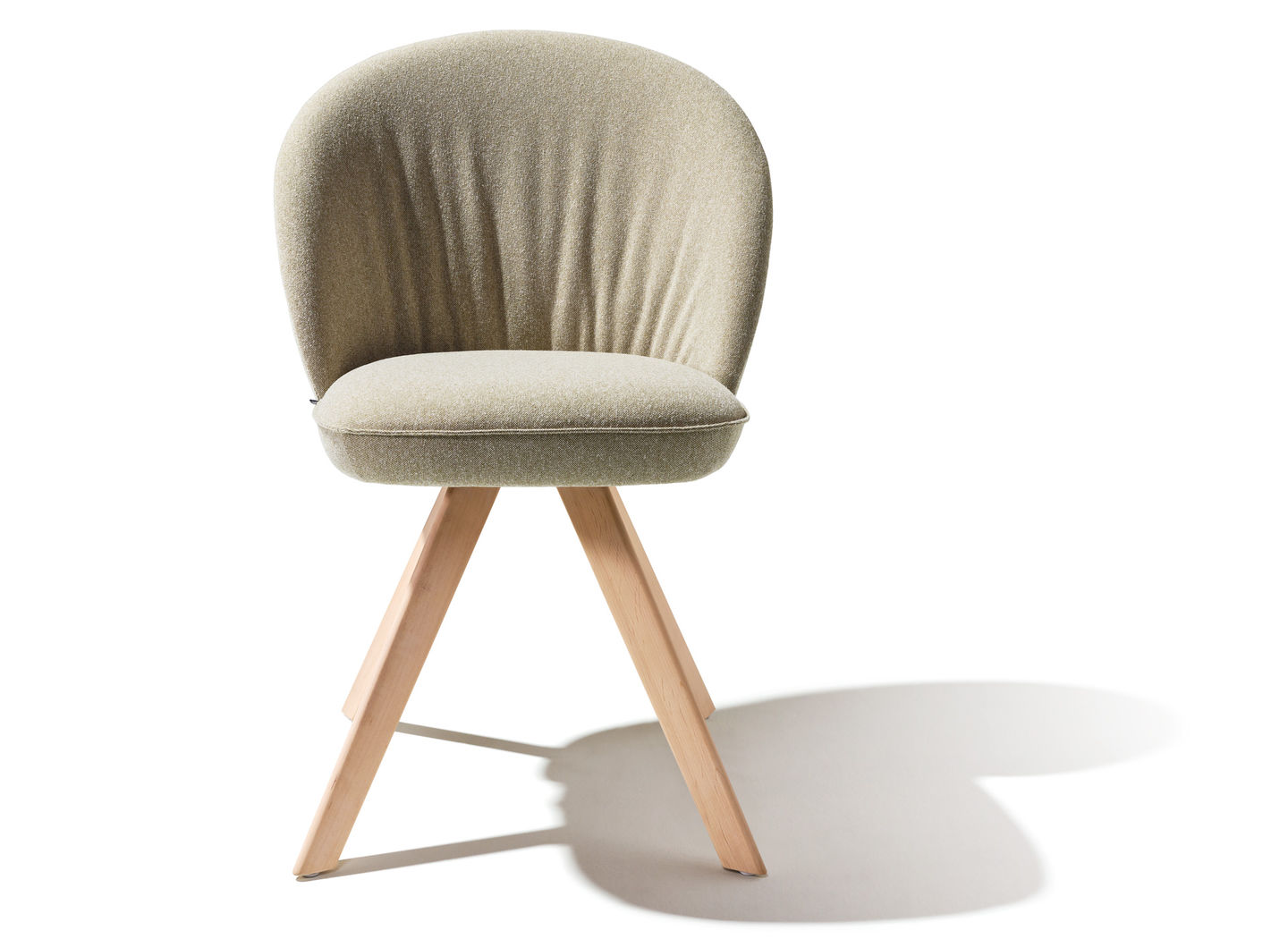 flor chair in alder white oil