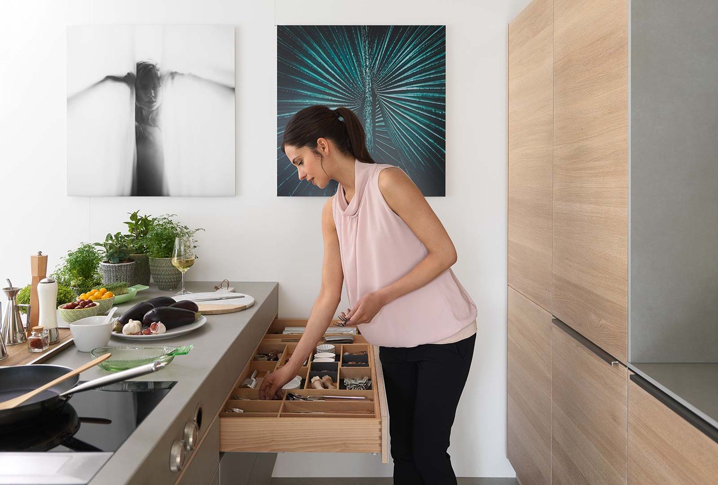 filigno designer kitchen in oak with ceramic fronts