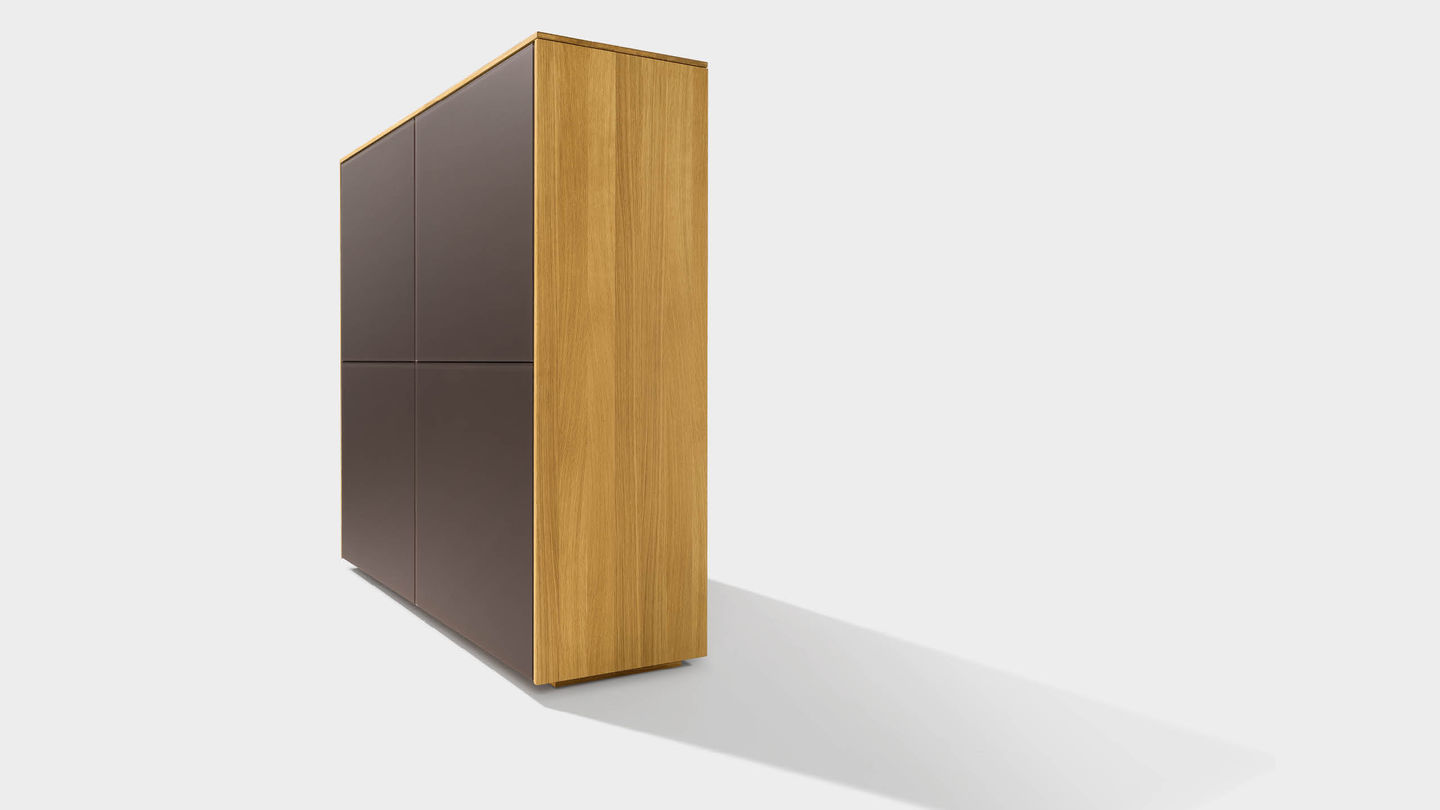 Highboard filigno in legno naturale con frontale in ceramica