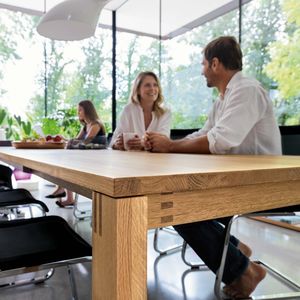 magnum dining table of solid wood