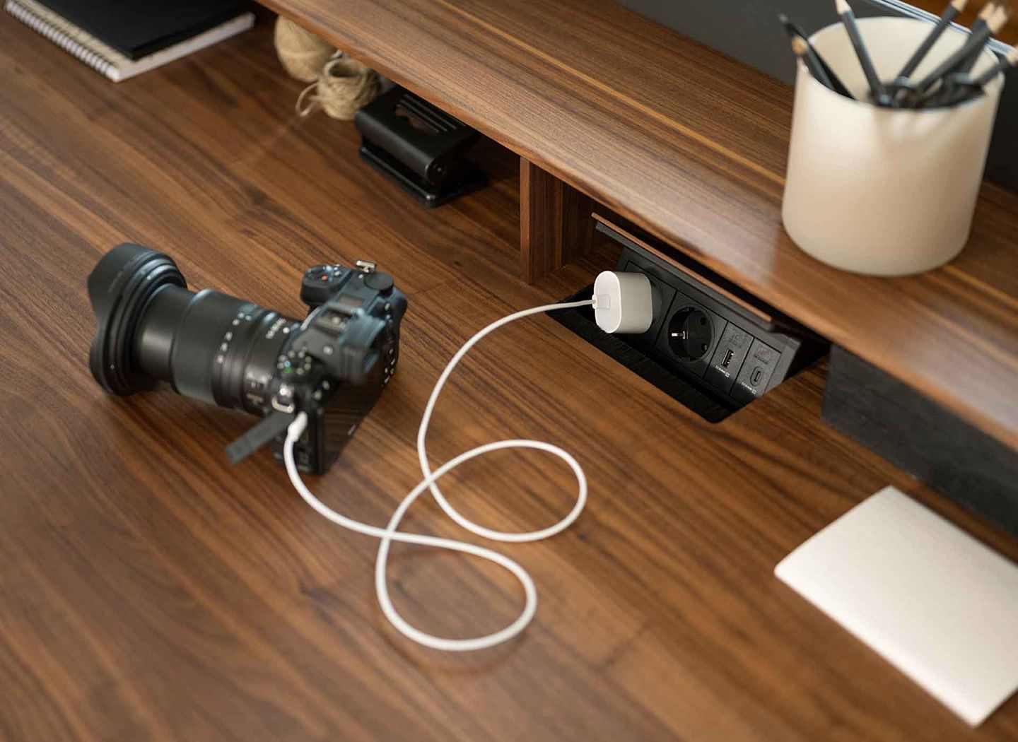 pisa desk with media flap and USB connection